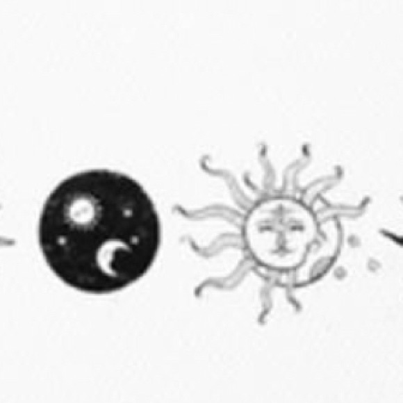 Meet your Posher, Emily - Picture 1 of 1